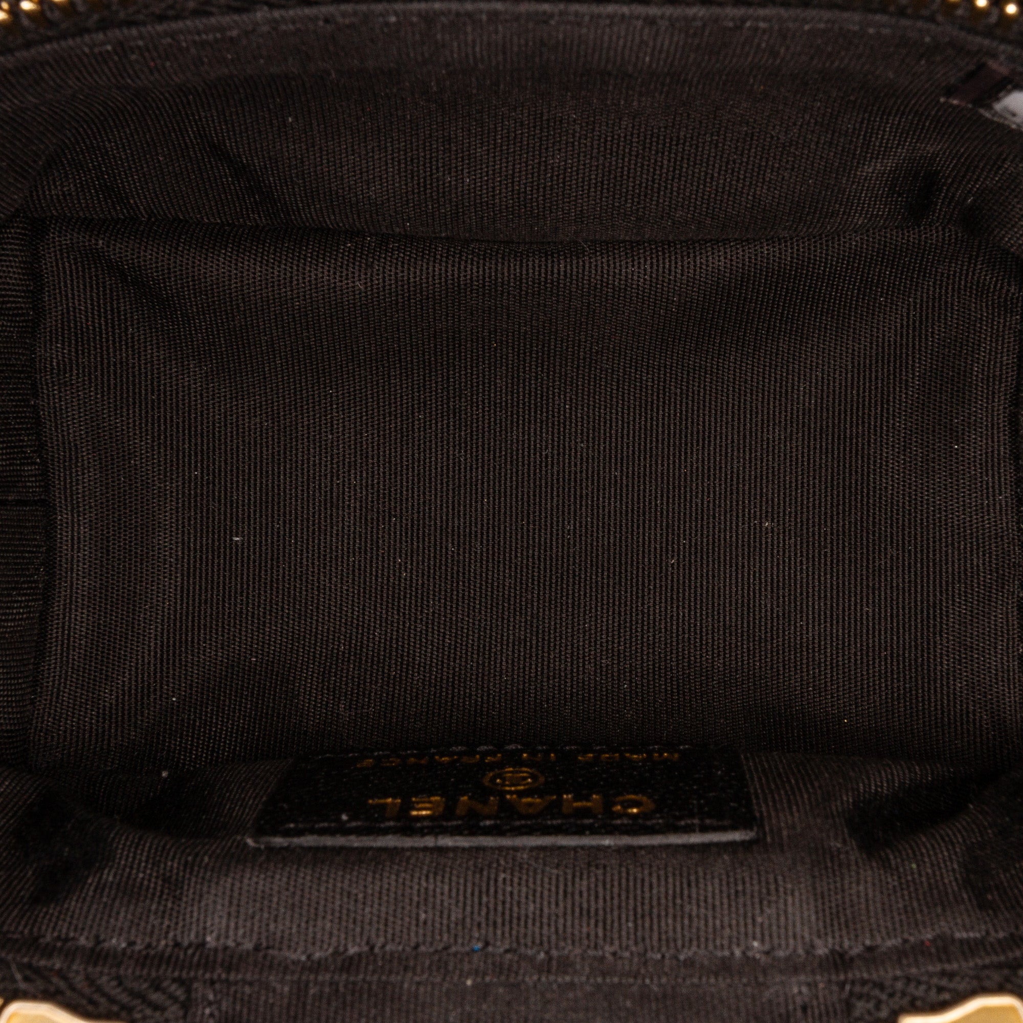 Chanel | Pre-Owned Micro Caviar Vanity Case with Chain | Black