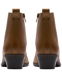Clarks | Womens | Collection Danyelle Skip Leather Boot | Brown