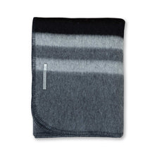 Unisex | Olsen Cape | Black / Charcoal / Light Grey