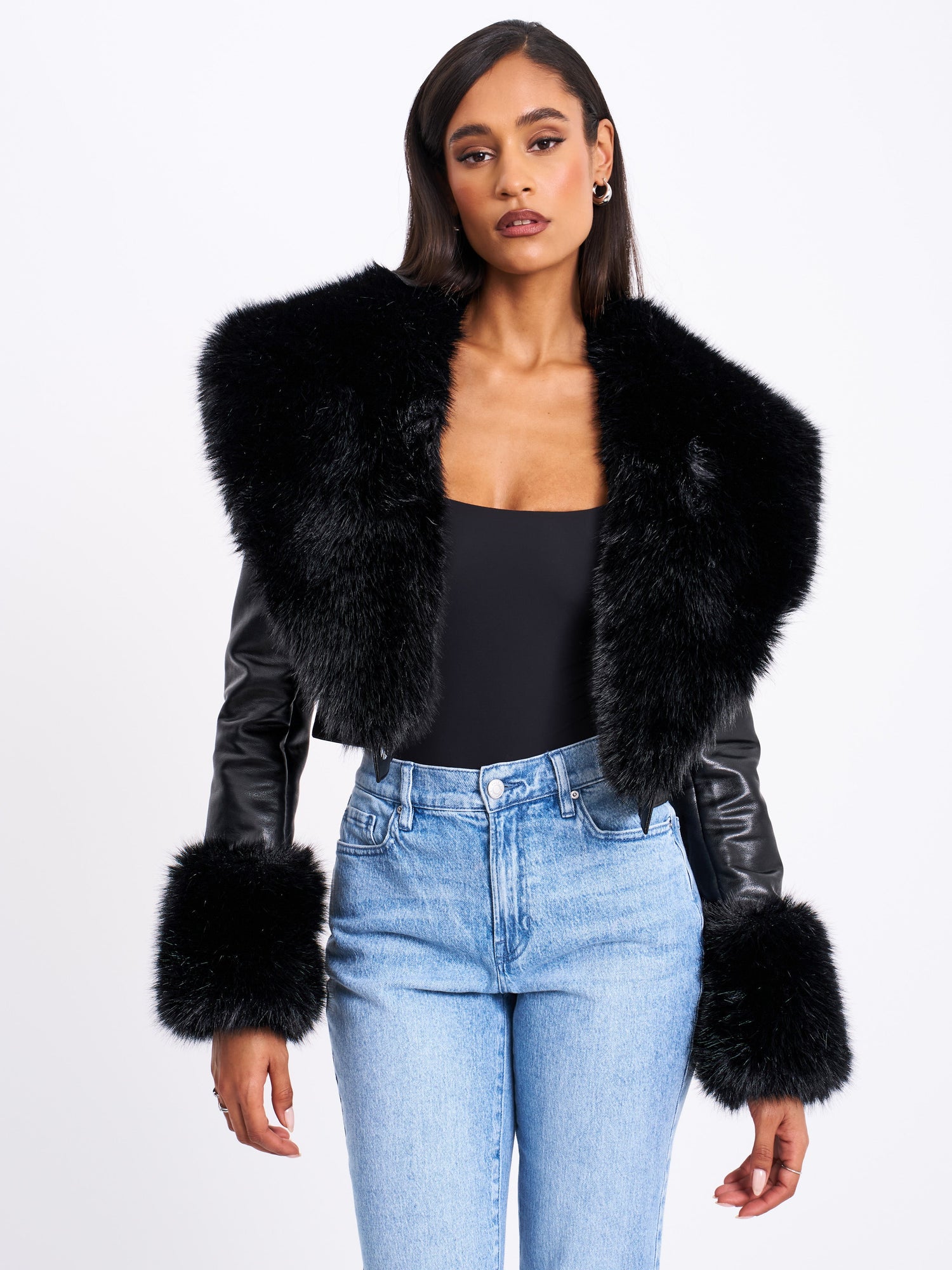 Ziah Cropped Leather Jacket with Fur Collar | Black