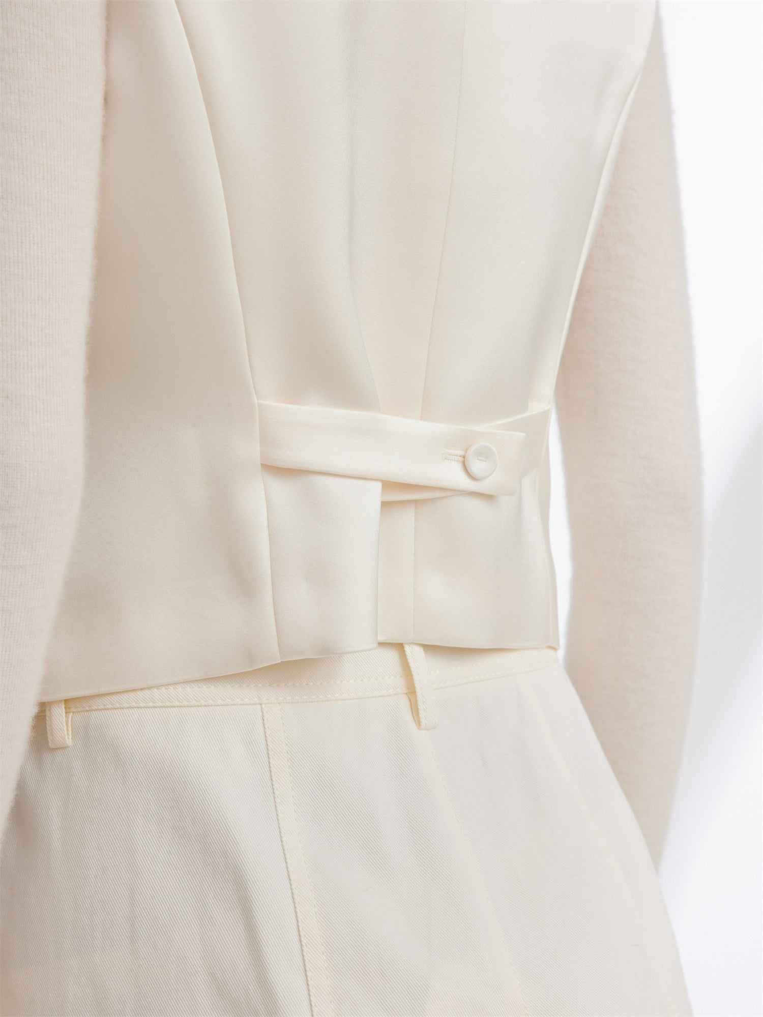 Vest | White