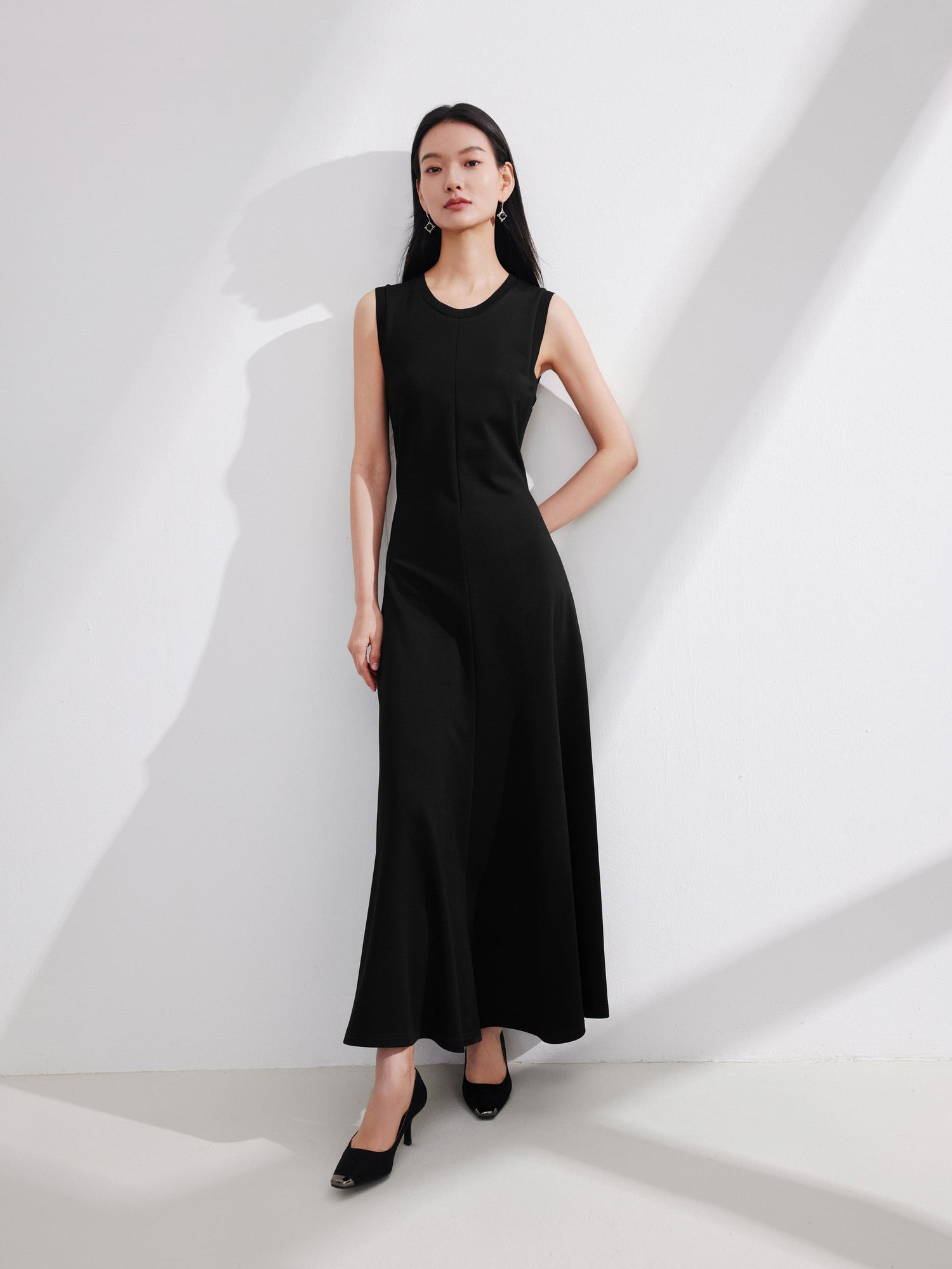 Sleeveless Maxi Dress | Black
