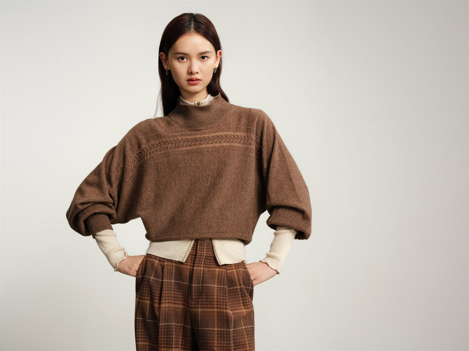 Half-High Neck Knitted Batwing Sweater | Camel