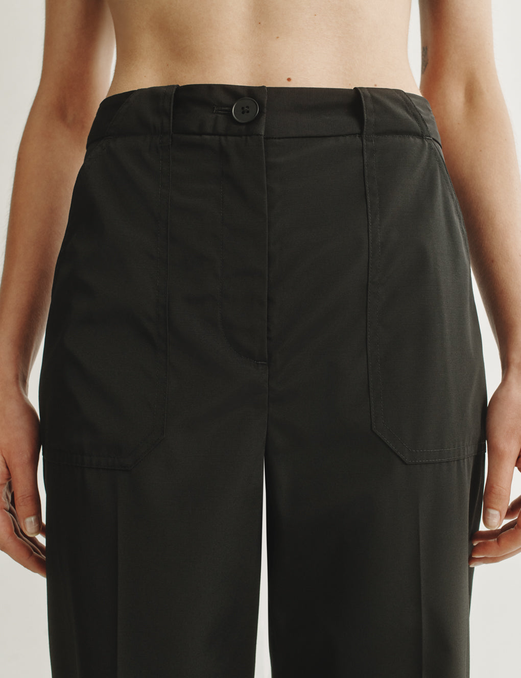 Womens | The Utility Trousers in Technical Wool Nylon | Black