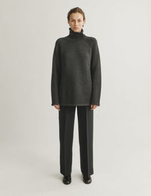 Womens | The Slouch Turtleneck in Wool and Silk | Charcoal
