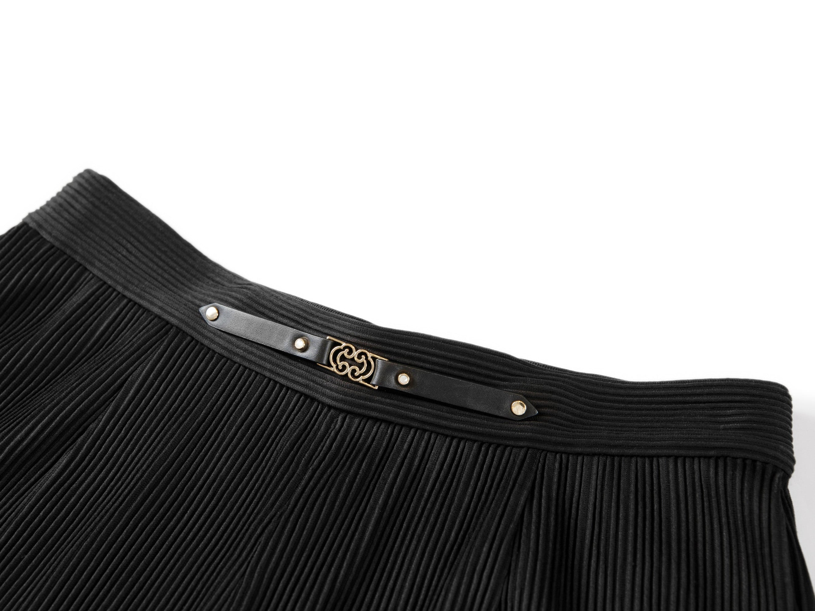 Straight-Leg Pants | Black