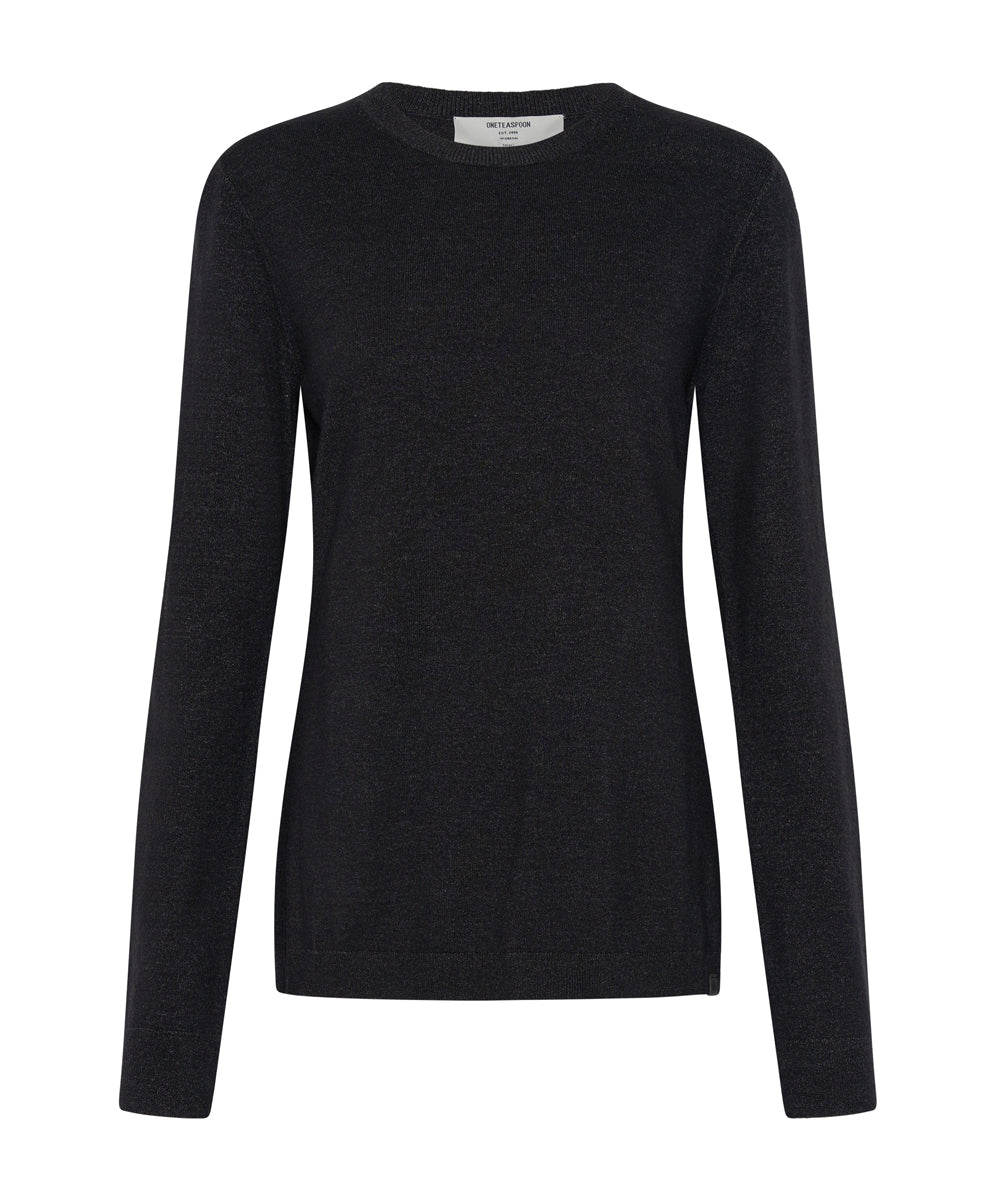 Peep Hole Long Sleeve Knit Top | Black