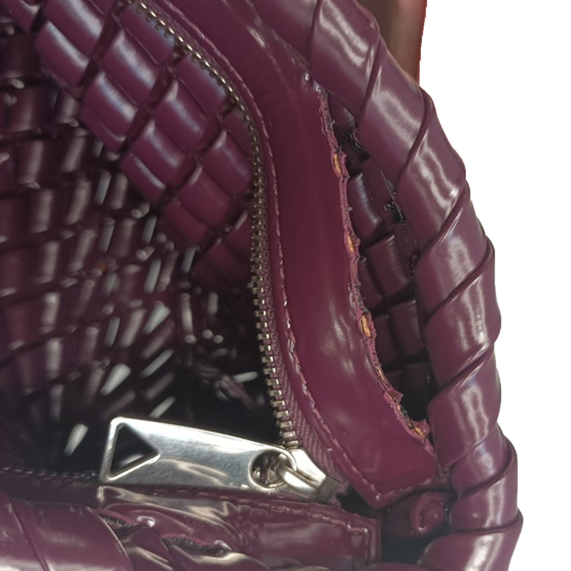 Bottega Veneta | Pre-Owned Nappa Intrecciato Slanted Clutch | Purple