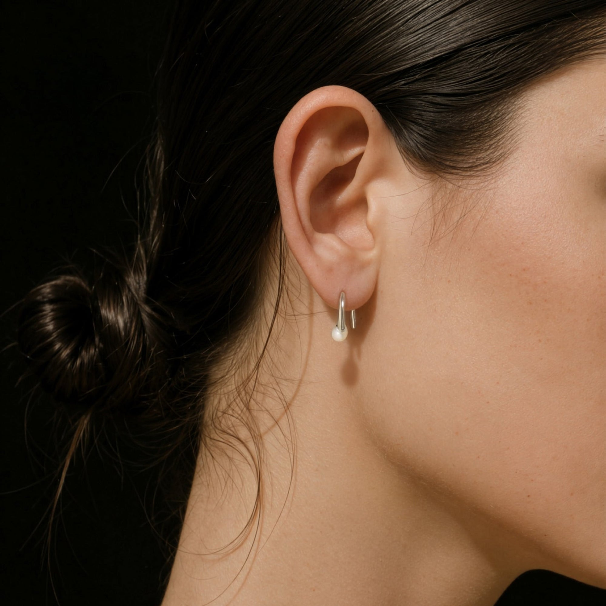 Swirl Earrings | Sterling Silver | Freshwater Pearl