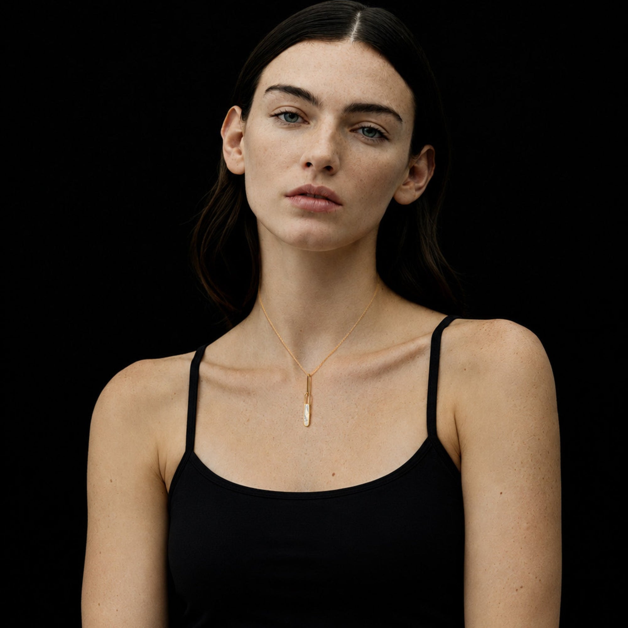 Reen Necklace | 18K Gold Plated on Sterling Silver | Mother of Pearl