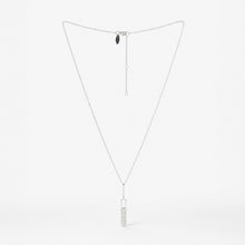 Reen Necklace | Sterling Silver | Mother of Pearl