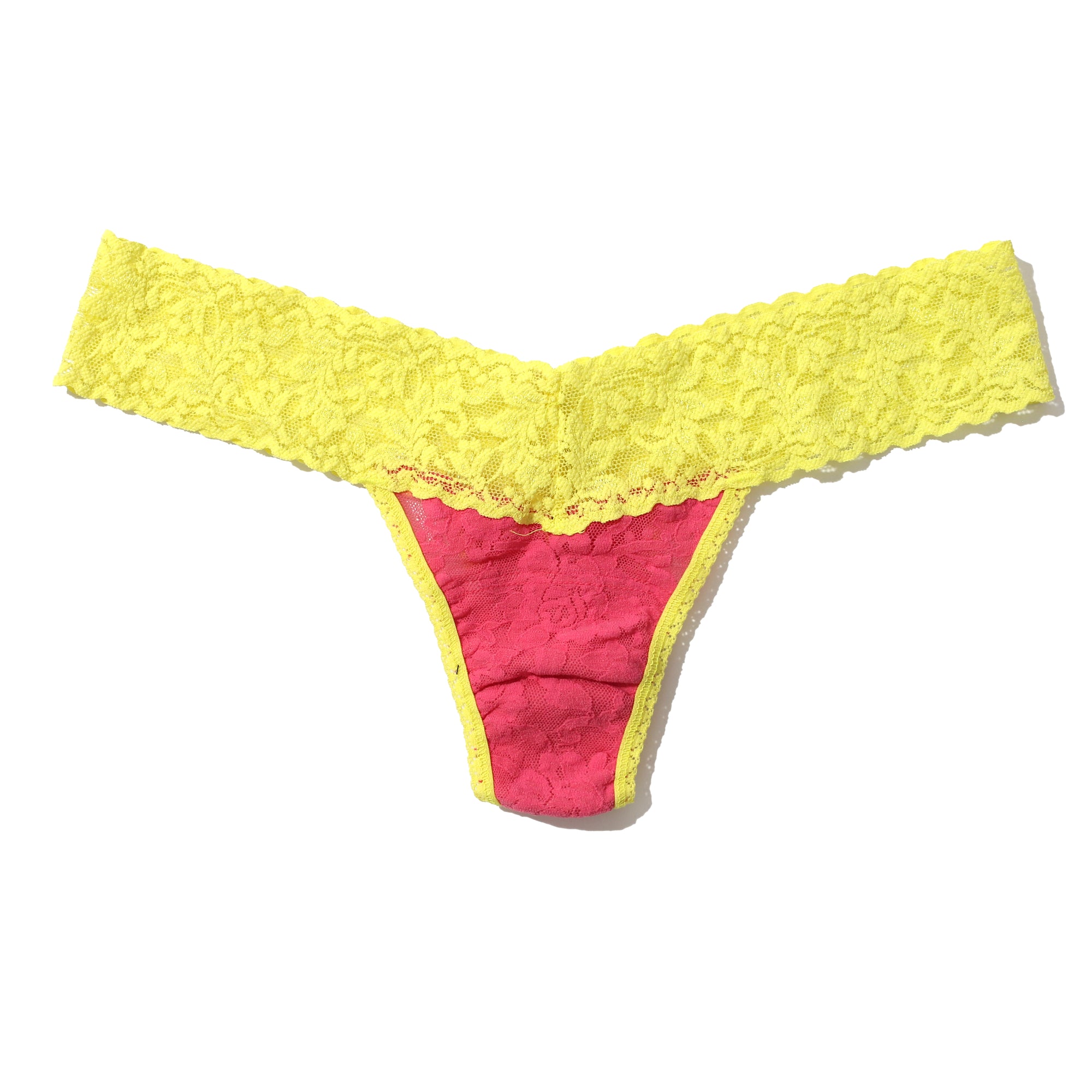 Signature Lace Low Rise Thong | Crup/Cpuy