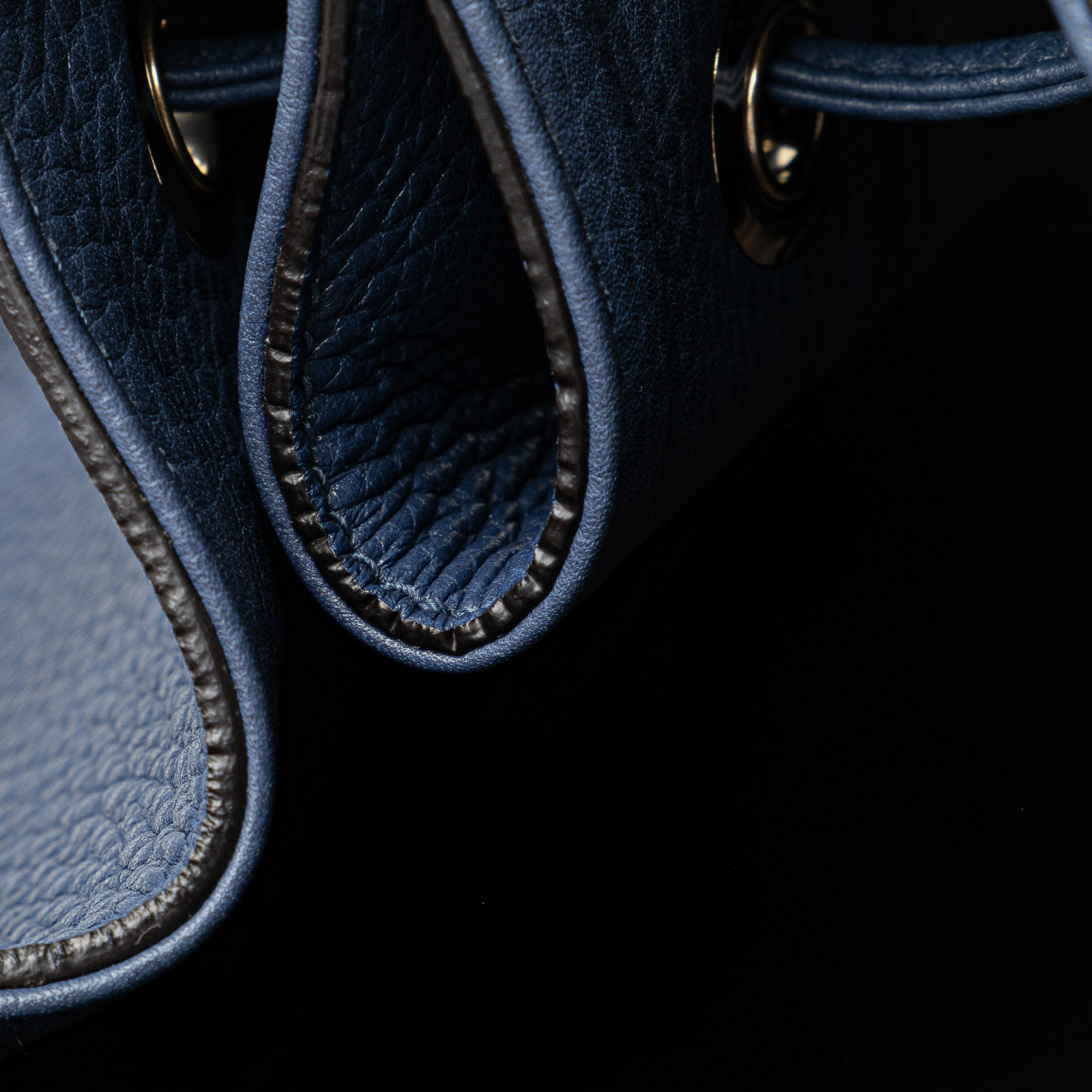 Gucci | Pre-Owned Leather Miss Bamboo Tassel Bucket Bag | Blue