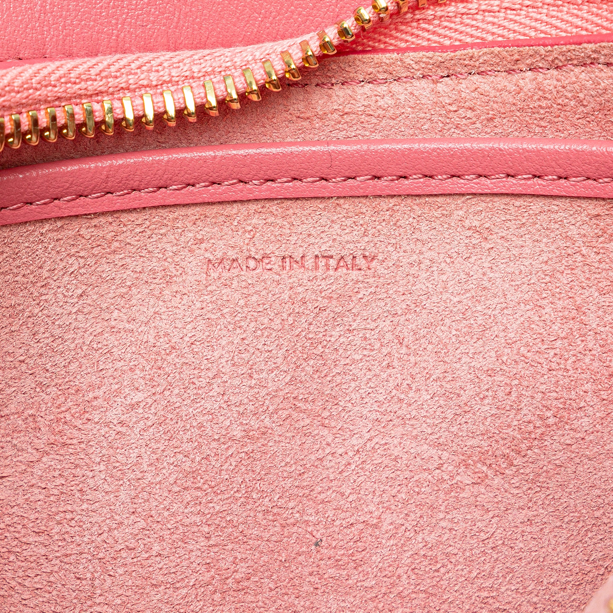 Celine | Pre-Owned Leather Ava Shoulder Bag | Pink