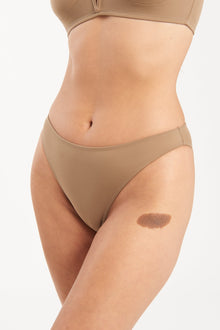 Nano Minimal Brief | Taupe
