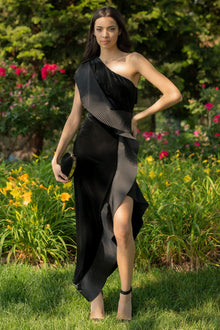 ONE33 SOCIAL | The Mercer Velvet Black Pleated Ruffle Gown | Black