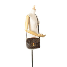 Louis Vuitton | Pre-Owned Monogram Pochette Metis | Brown