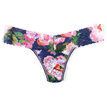 Signature Lace Low Rise Thong | Olympia Print