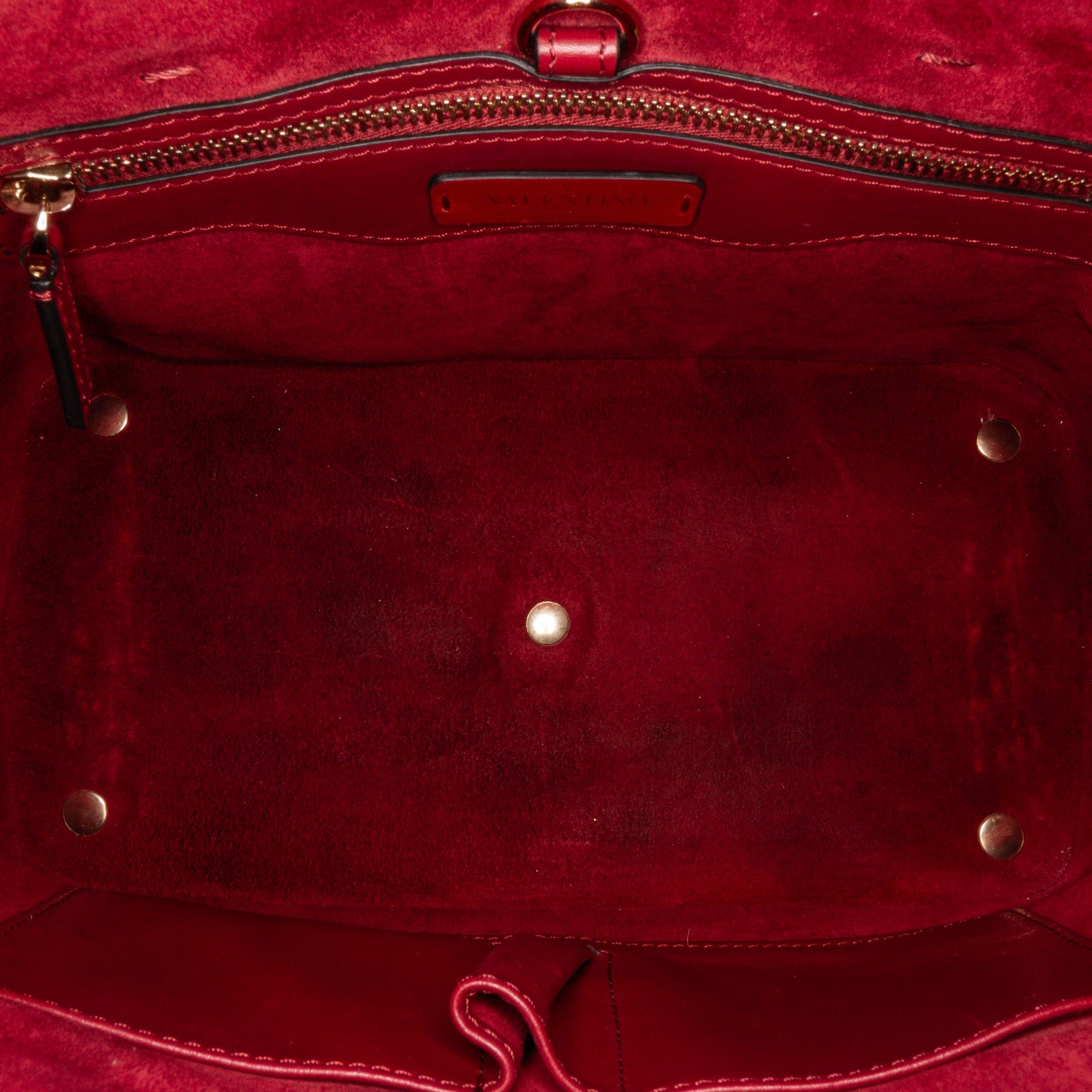 Valentino | Pre-Owned Rockstud Demilune Satchel | Red