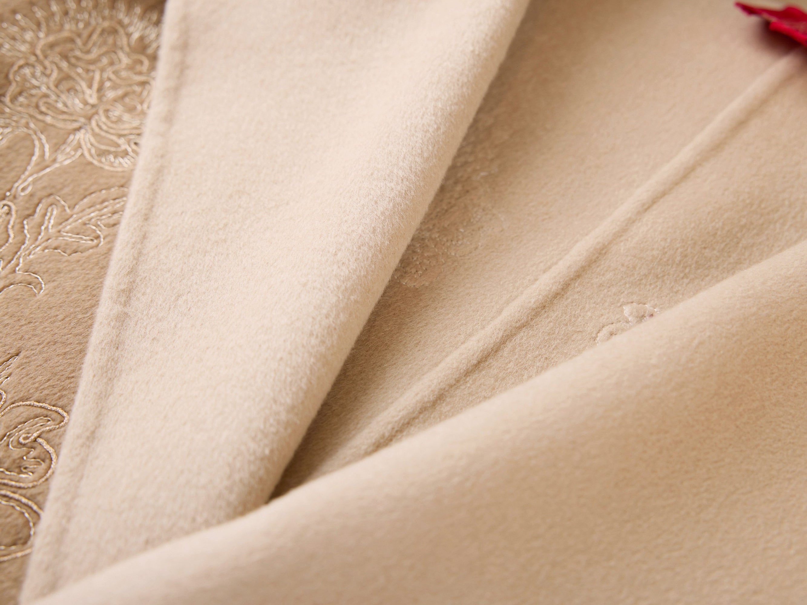 Gold Thread Embroidered Wool Cashmere Blended Coat | Camel
