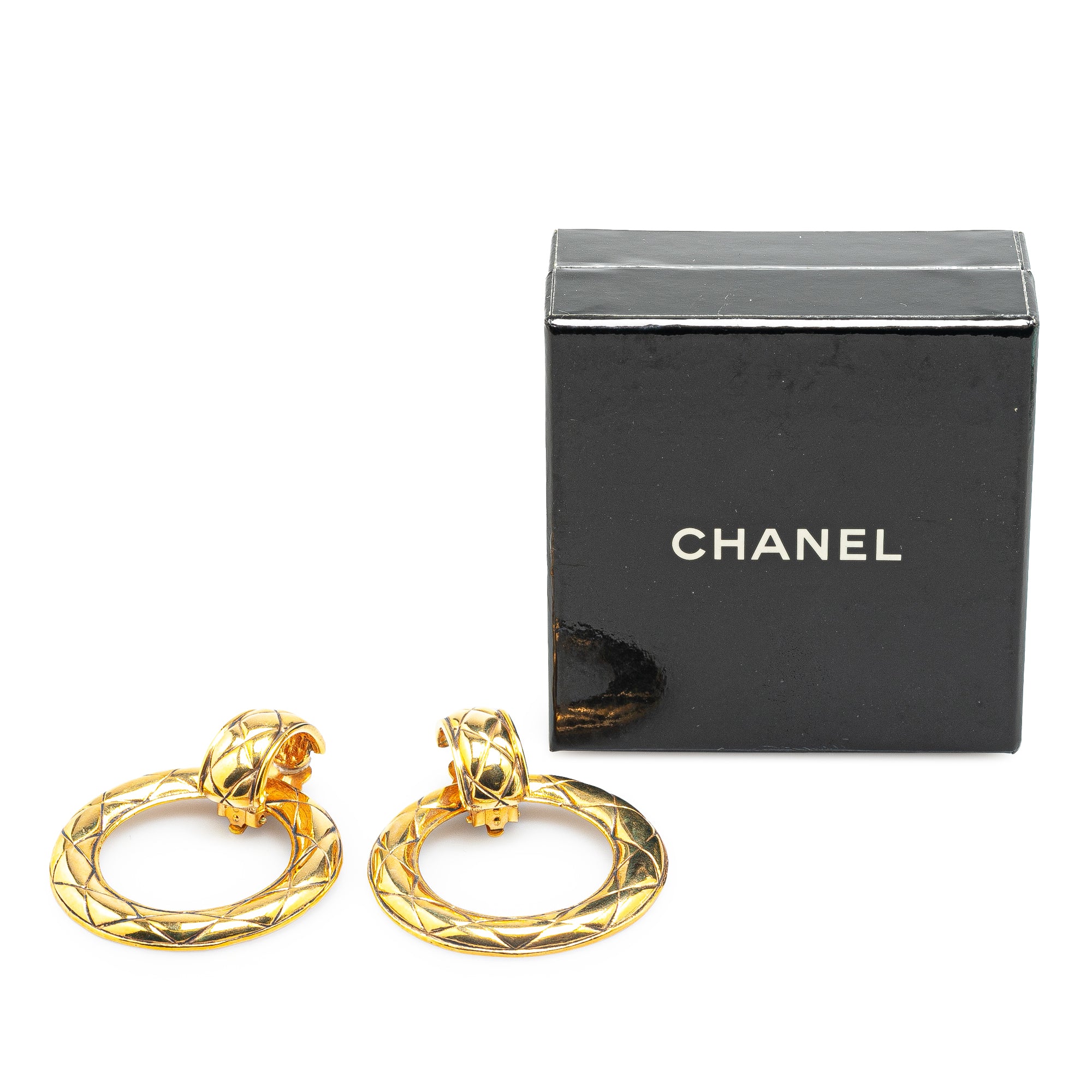 Chanel | Pre-Owned Gold Plated Quilted Circle Drop Clip On Earrings | Gold