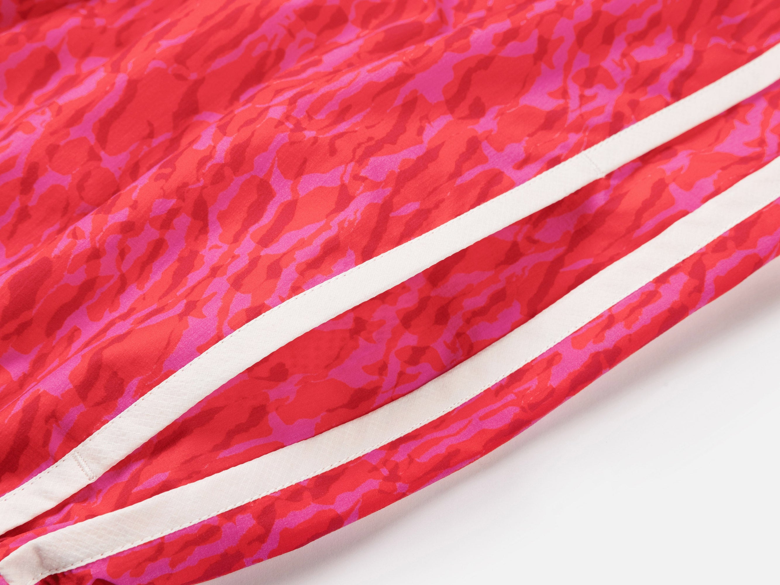 Shorts | Red