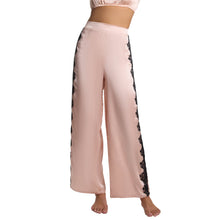 Victoria Pant | Lexi Blush/Black