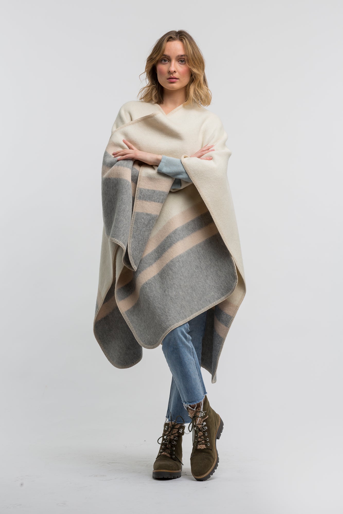 Womens | Aspen Cape | Ivory / Light Grey / Beige