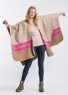 Unisex | Aspen Cape | Light Taupe / Toffee / Shocking Pink