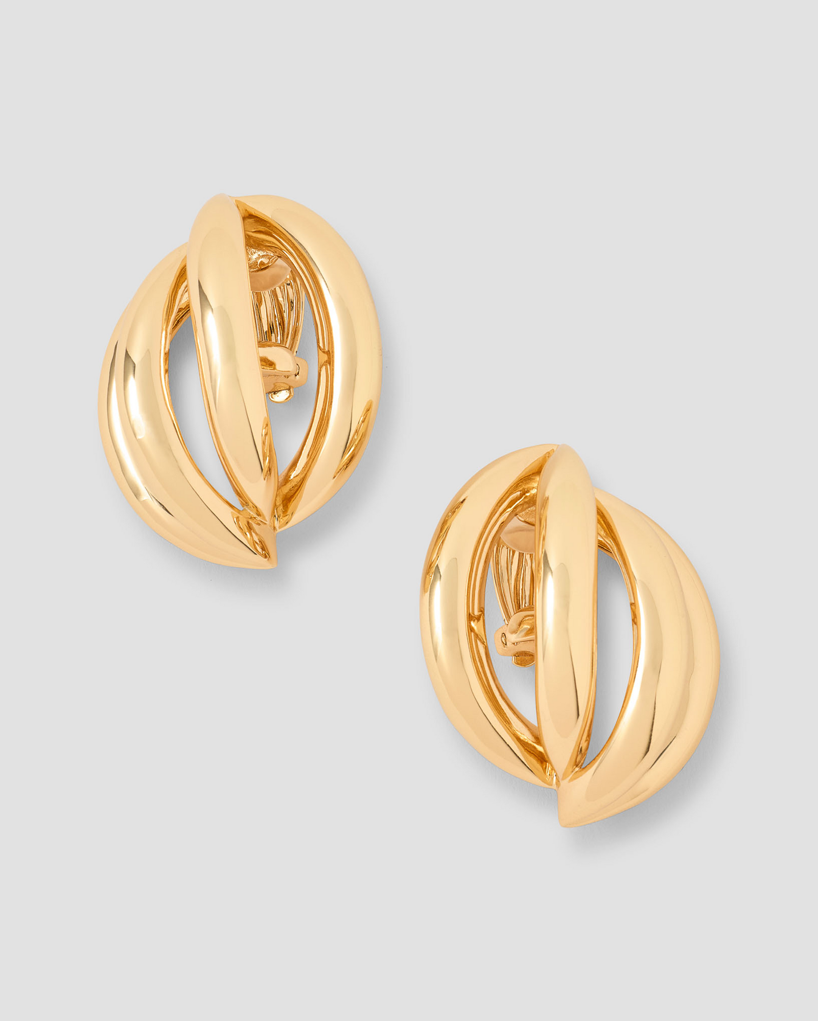 Abstract Line Earring - front view | 14k gold earrings