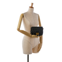 Miu Miu | Pre-Owned Vitello Shine Trapu Clutch | Black