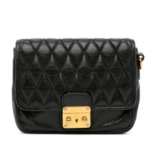 Miu Miu | Pre-Owned Vitello Shine Trapu Clutch | Black