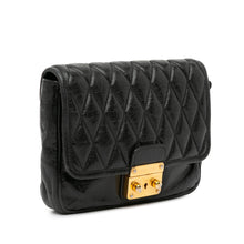 Miu Miu | Pre-Owned Vitello Shine Trapu Clutch | Black