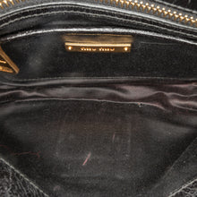 Miu Miu | Pre-Owned Vitello Shine Trapu Clutch | Black