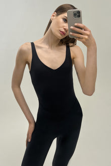 Bandier | V-Neck Tempo Full Length Catsuit | Black