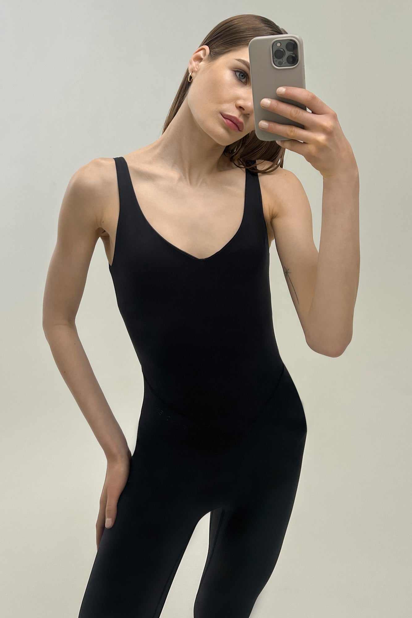 Bandier | V-Neck Tempo Full Length Catsuit | Black