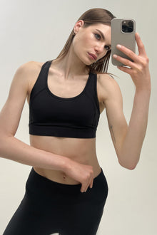 Bandier | Center Stage Bra | Black