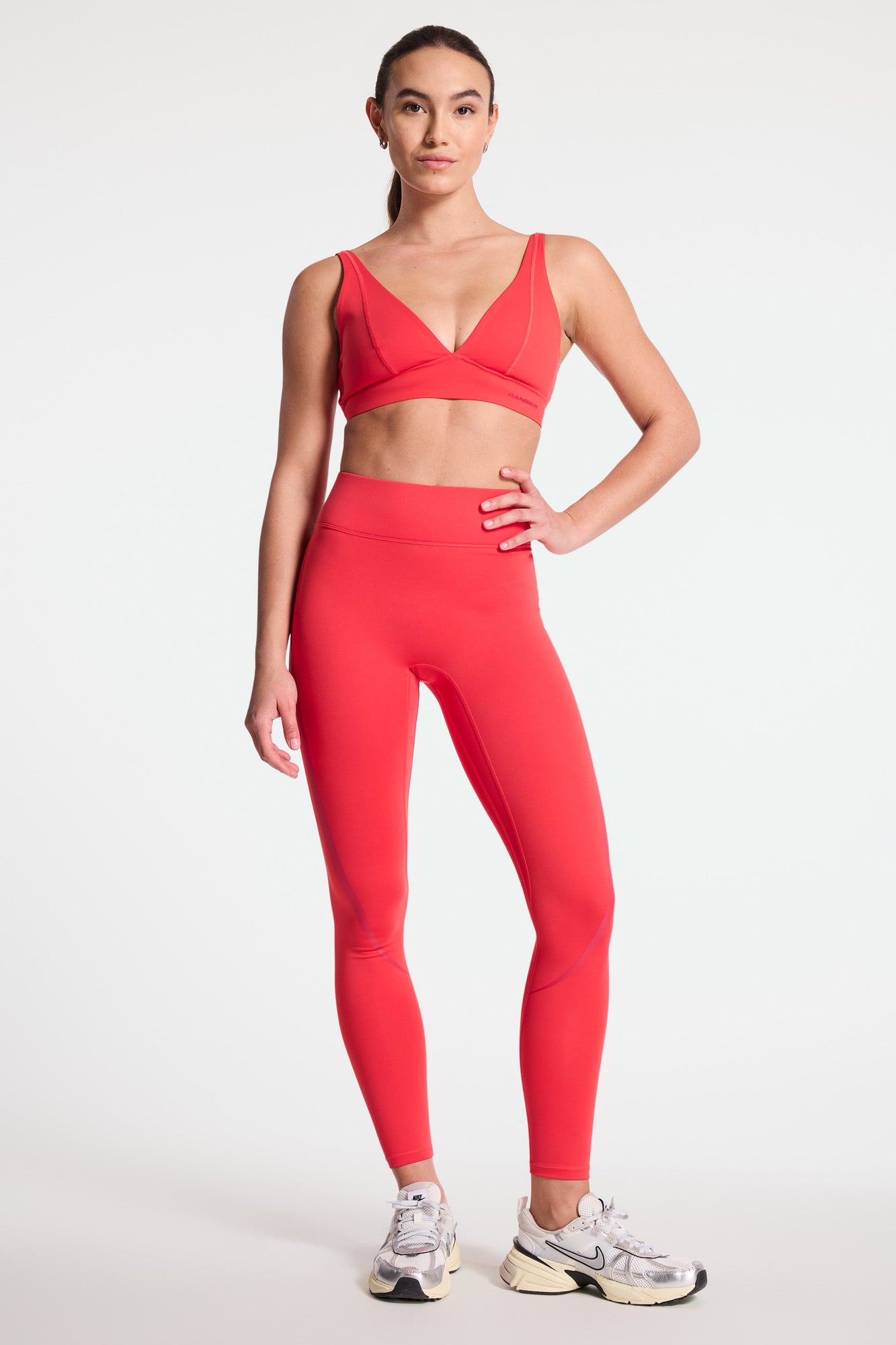 Bandier | V Neck Plunge Bra | Lollipop
