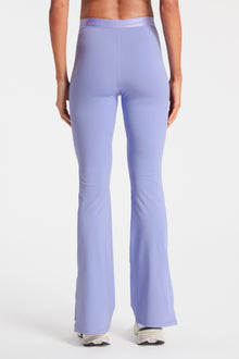 Bandier | Sport Logo Slit Legging | Jacaranda