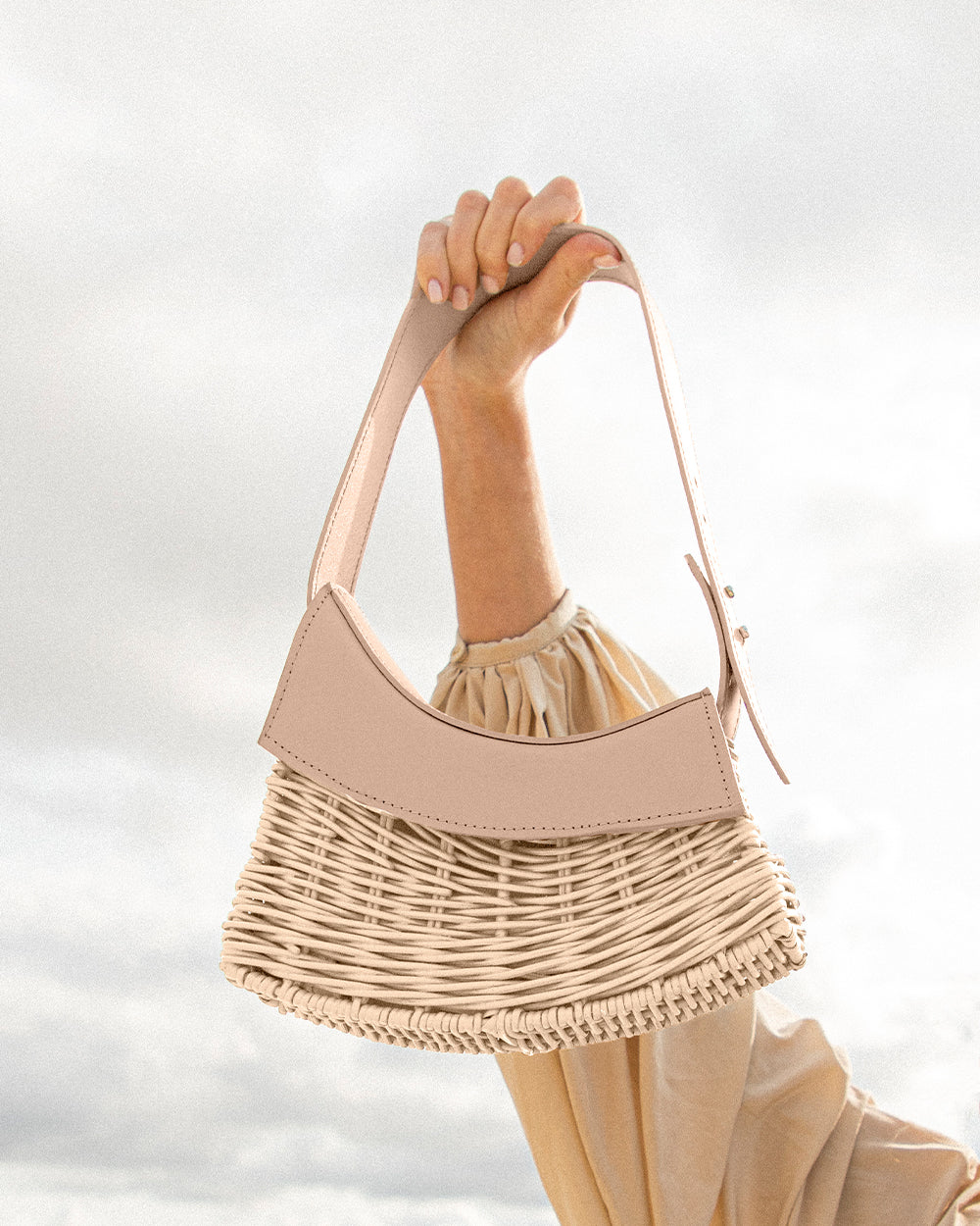 Bao-Cream and Natural-For Lookbook-1-Leather-Front-Tote Bag-Tote Bag-Beach Bags-Leather Tote Bag-Large Tote Bags-Beach Tote-Laptop Tote Bag-Tote Bag for Women-Straw Tote Bag-White Tote Tag-Straw Handbags-Waterproof Tote Bag-Straw Handbags