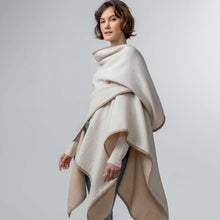 Unisex | Vienna Cape | Ivory / Beige