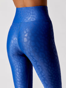 Carbon38 | High Rise Full-Length Legging In Leopard Takara Shine | Strong Blue