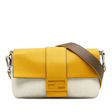 Fendi | Pre-Owned Zucca Convertible Baguette Crossbody | White