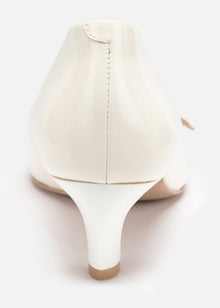 Chinese-Style Decorative Buckle High Heels | White