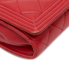 Chanel | Pre-Owned Lambskin Le Boy Wallet On Chain | Red