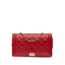 Chanel | Pre-Owned Lambskin Le Boy Wallet On Chain | Red