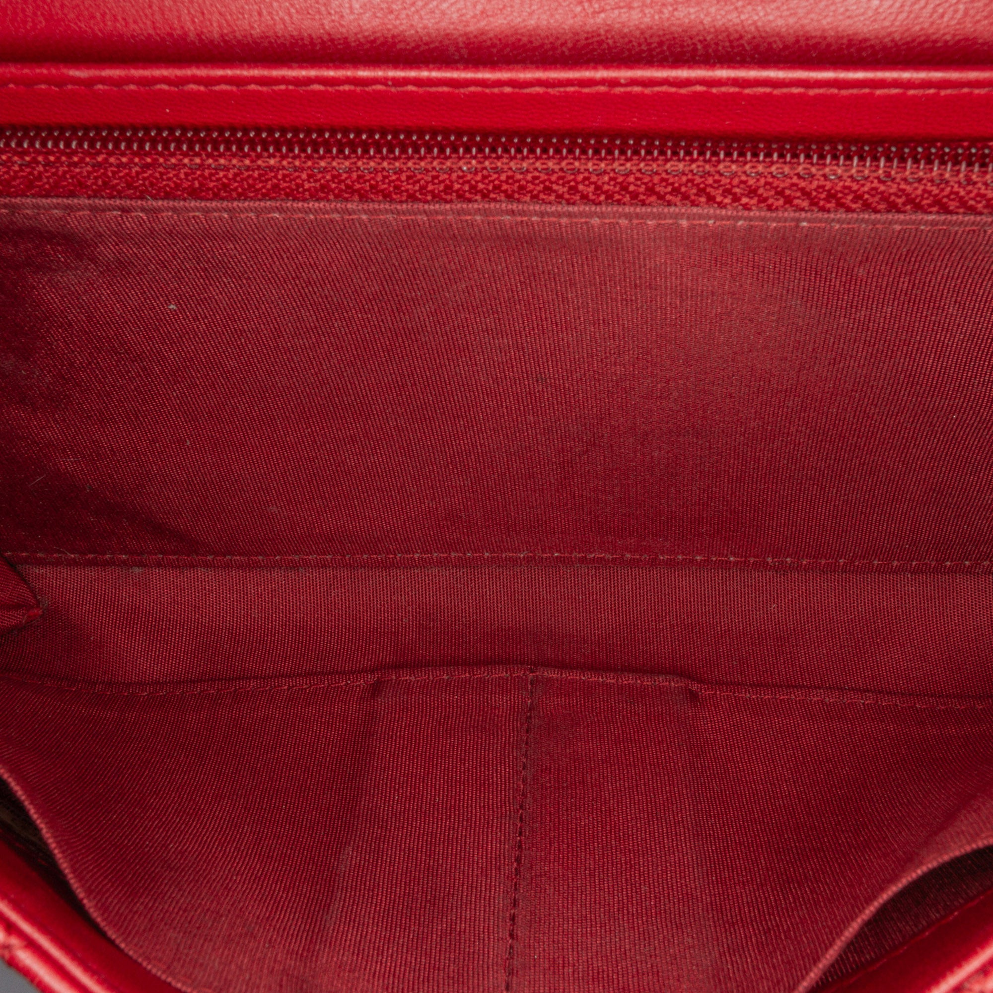 Chanel | Pre-Owned Lambskin Le Boy Wallet On Chain | Red
