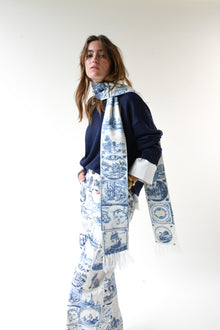 Delft Knit Scarf | White & Blue