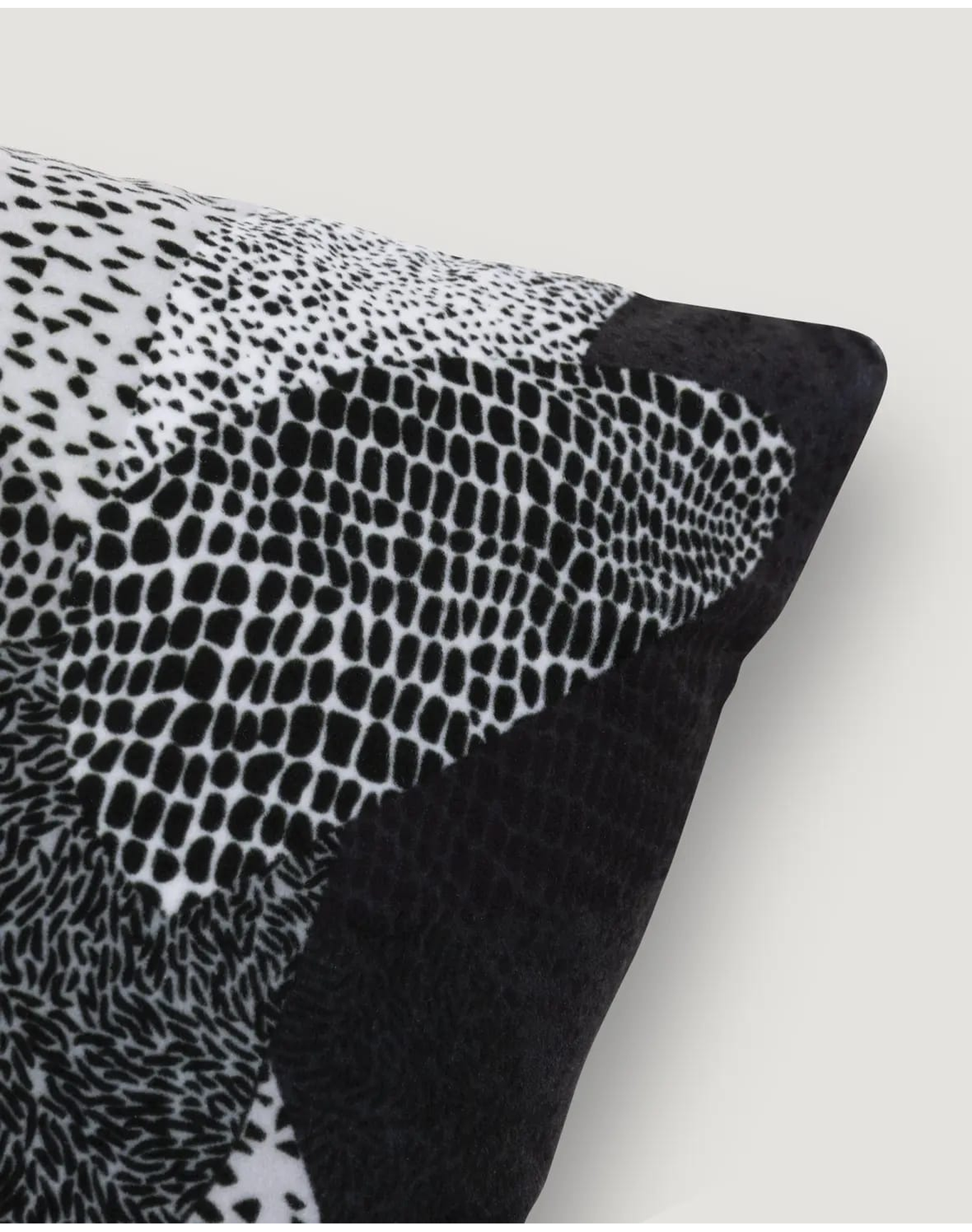 Dwarf Rhino | Pillowcase Square 50x50 | Grey