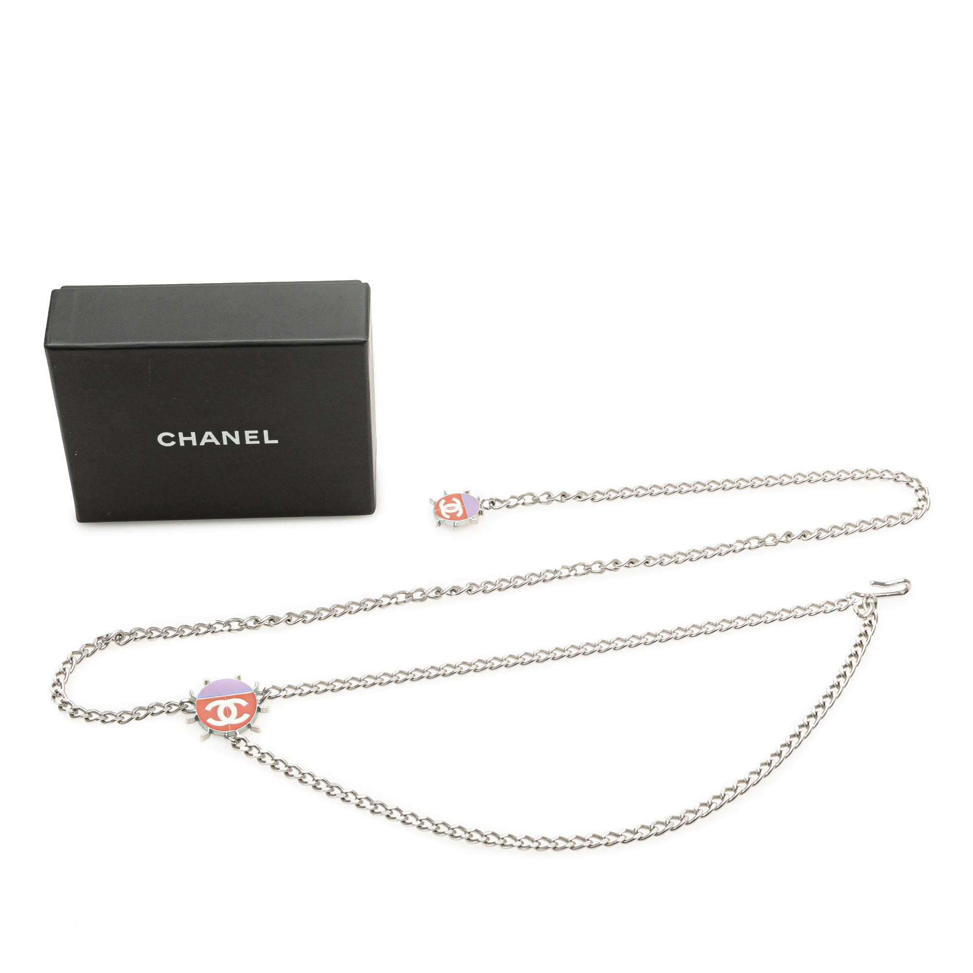 Chanel | Pre-Owned Silver Plated and Enamel CC Ladybug Chain Link Belt | Silver